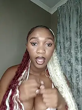 Snapshot of Shria107 chatting on February 4, 2025, 1:56 am Shria107 online show from February 4, 2025, 1:56 am