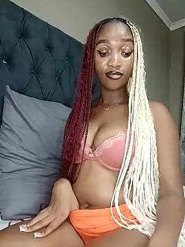 Snapshot of Shria107 chatting on February 17, 2025, 7:31 pm Shria107 online show from February 17, 2025, 7:31 pm