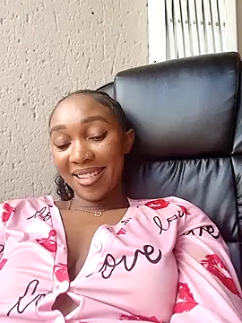 Snapshot of Shria107 chatting on March 9, 2025, 12:31 pm Shria107 online show from March 9, 2025, 12:31 pm