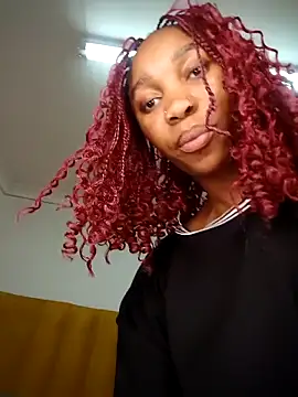 Snapshot of Shria107 chatting on September 27, 2025, 4:45 pm Shria107 online show from September 27, 2025, 4:45 pm