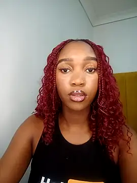 Snapshot of Shria107 chatting on September 29, 2025, 10:25 pm Shria107 online show from September 29, 2025, 10:25 pm