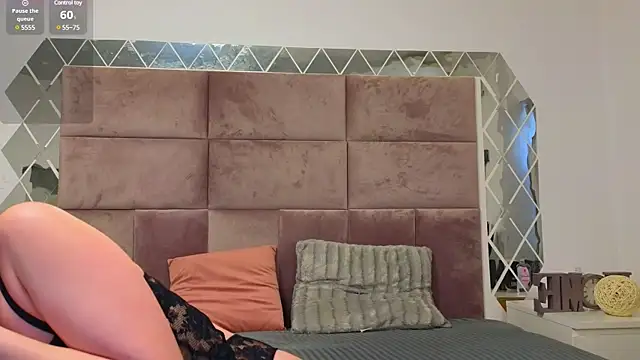 SweetScribe online show from February 13, 2025, 6:41 am