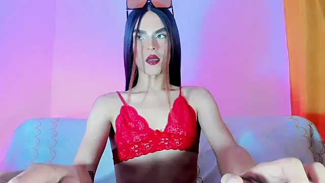 TatiGil online show from November 2, 2025, 3:03 pm