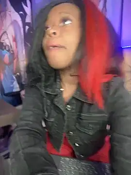 Snapshot of Thyana_LS chatting on January 19, 2025, 1:01 pm Thyana LS online show from January 19, 2025, 1:01 pm