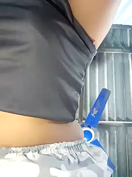 hotbaby 5 online show from December 17, 2025, 3:07 pm