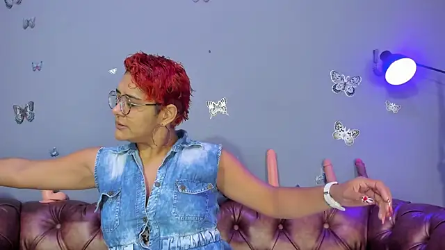 Kaira mosse online show from March 1, 2026, 11:56 am