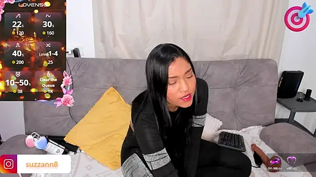 AnneteLynch online show from December 22, 2025, 10:07 pm