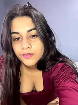 MiaOrtizCam online show from December 1, 2024, 4:29 pm