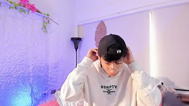 Snapshot of alexandersawyer chatting on January 10, 2025, 12:15 pm alexandersawyer online show from January 10, 2025, 12:15 pm