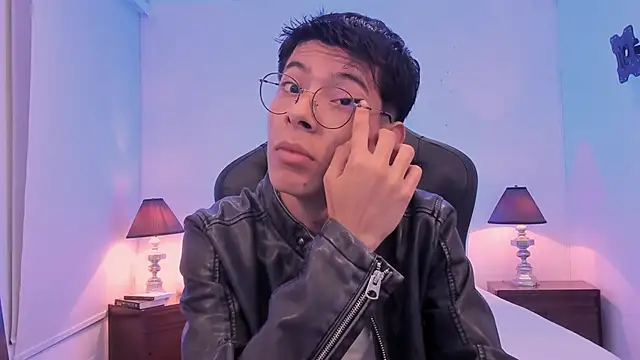 Snapshot of alexandersawyer chatting on November 19, 2025, 12:38 pm alexandersawyer online show from November 19, 2025, 12:38 pm