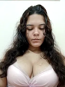 BranquinhaRj177 online show from February 21, 2026, 6:14 am