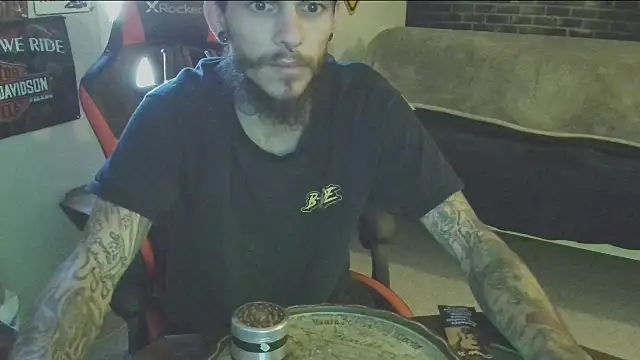 XMeF10 online show from March 2, 2025, 9:01 pm