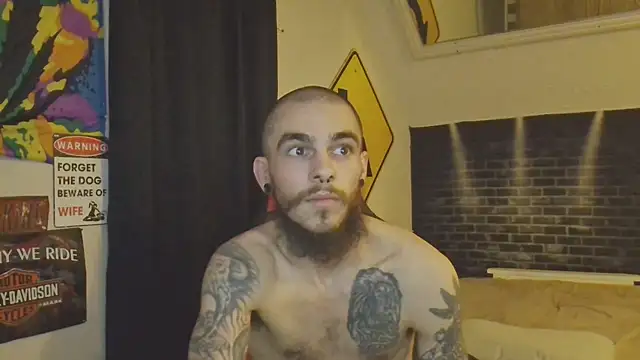 XMeF10 online show from March 11, 2025, 11:48 pm