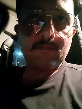 Akhil3290 online show from January 12, 2025, 1:48 pm