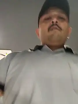 Akhil3290 online show from February 26, 2025, 2:57 pm