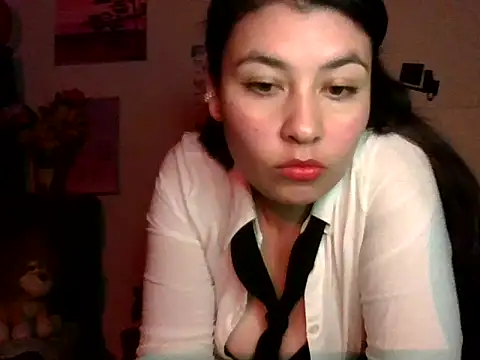 Snapshot of miarosse22 chatting on November 17, 2025, 6:19 am miarosse22 online show from November 17, 2025, 6:19 am