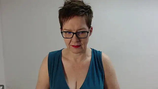 Sofie69Velvet online show from February 11, 2026, 5:29 pm