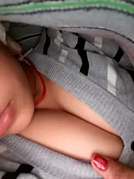 Snapshot of Avantika19 chatting on January 15, 2025, 9:02 am Avantika19 online show from January 15, 2025, 9:02 am