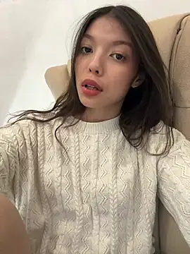 DesiredHoney online show from December 17, 2024, 9:05 pm