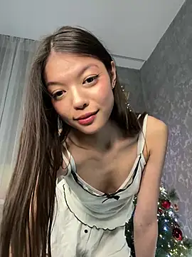 DesiredHoney online show from January 5, 2025, 6:24 pm