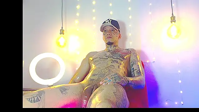 Snapshot of daimond_hope666 chatting on February 4, 2025, 8:59 pm daimond hope666 online show from February 4, 2025, 8:59 pm