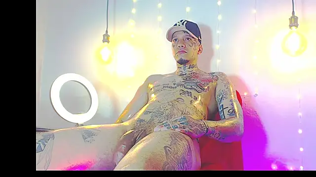 Snapshot of daimond_hope666 chatting on February 5, 2025, 3:34 am daimond hope666 online show from February 5, 2025, 3:34 am