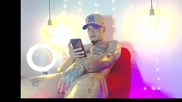 Snapshot of daimond_hope666 chatting on February 6, 2025, 6:08 am daimond hope666 online show from February 6, 2025, 6:08 am