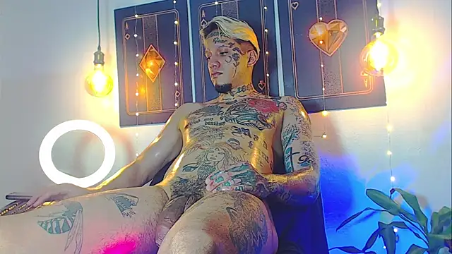 Snapshot of daimond_hope666 chatting on February 23, 2025, 7:38 pm daimond hope666 online show from February 23, 2025, 7:38 pm