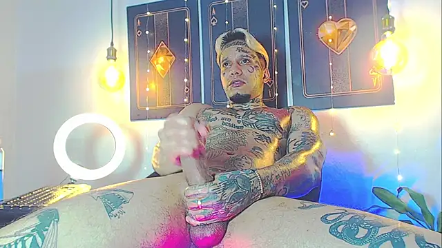 Snapshot of daimond_hope666 chatting on February 24, 2025, 5:54 am daimond hope666 online show from February 24, 2025, 5:54 am