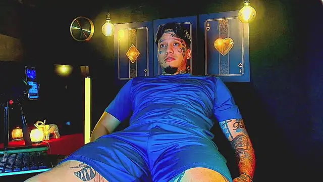 Snapshot of daimond_hope666 chatting on October 17, 2025, 8:33 pm daimond hope666 online show from October 17, 2025, 8:33 pm