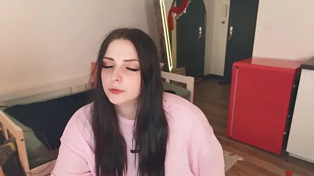 ce leste   online show from November 7, 2025, 7:14 pm