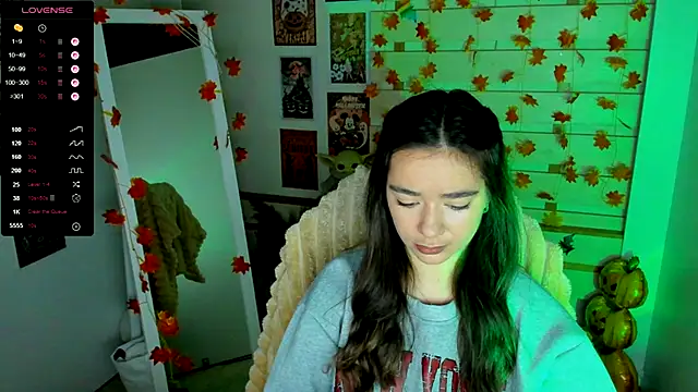 Bella XO online show from November 1, 2025, 7:21 am