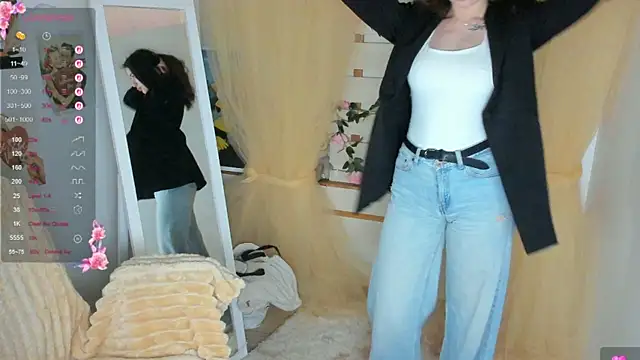 Bella XO online show from May 13, 2026, 6:44 am