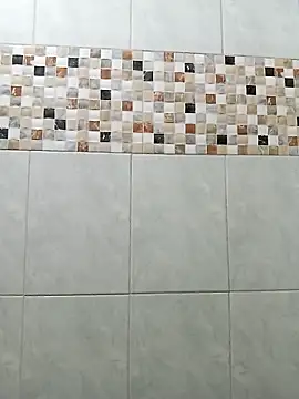 morenogato100 online show from November 10, 2025, 9:36 pm