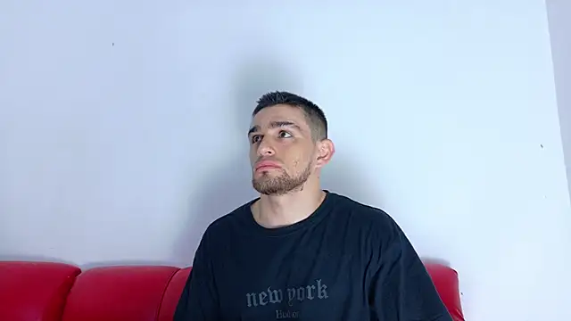 Sexy Alejandro  online show from November 15, 2025, 1:07 pm