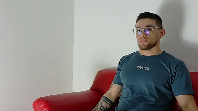 Sexy Alejandro  online show from December 3, 2025, 11:41 am