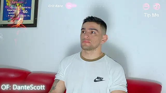 Sexy Alejandro  online show from April 21, 2026, 11:27 am