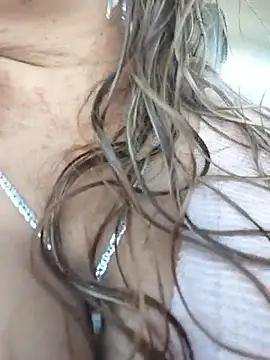 Laura-Hernandez online show from January 7, 2026, 3:25 pm