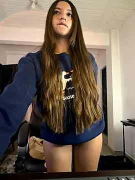 aly golden  online show from November 19, 2025, 6:24 am