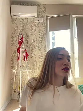 kira proxima 02 online show from March 18, 2025, 7:08 am