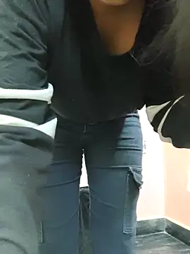 Ananya 34 online show from February 2, 2026, 3:49 am