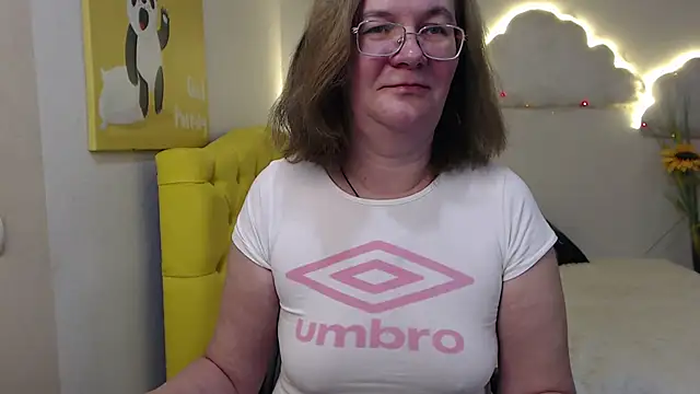 HolyMilfa online show from February 8, 2025, 2:05 pm