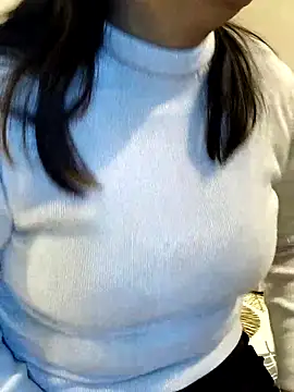 QueenHaryana online show from November 16, 2025, 6:52 am