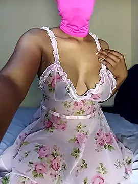 lisa larry88 online show from April 11, 2026, 1:32 am