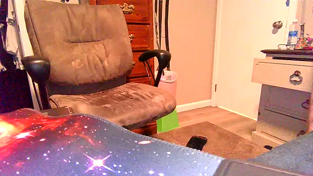 Snapshot of BRONZE20K chatting on January 15, 2025, 2:17 am BRONZE20K online show from January 15, 2025, 2:17 am