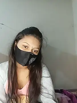 Snapshot of Nadia-2 chatting on December 19, 2024, 5:29 pm Nadia-2 online show from December 19, 2024, 5:29 pm