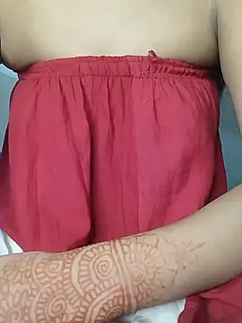 Snapshot of Nadia-2 chatting on December 20, 2024, 9:28 pm Nadia-2 online show from December 20, 2024, 9:28 pm