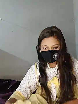 Snapshot of Nadia-2 chatting on December 28, 2024, 2:32 pm Nadia-2 online show from December 28, 2024, 2:32 pm