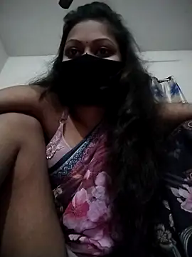 Snapshot of Nadia-2 chatting on December 17, 2025, 12:22 pm Nadia-2 online show from December 17, 2025, 12:22 pm