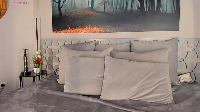 AriaFoster online show from November 16, 2025, 4:18 am